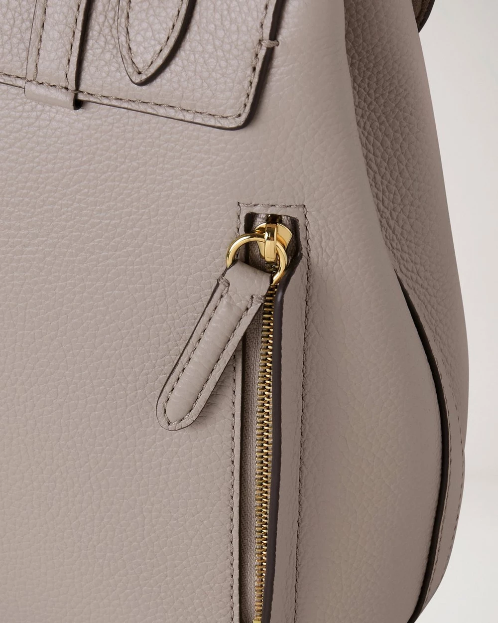 Cashmere Taupe Small Classic Grain - Image 3