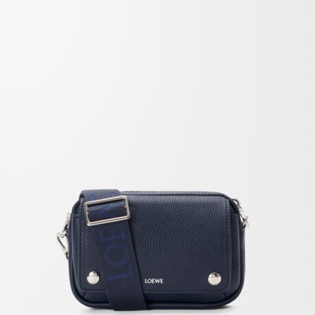 Small Pebble Messenger Bag In Supple Grained Calfskin